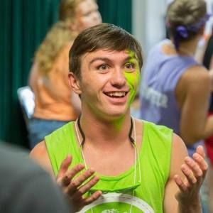 Meet your Posher, Logan